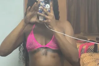 NEW TO TOWN 😏 BUT IM THE BEST ... - Image 2