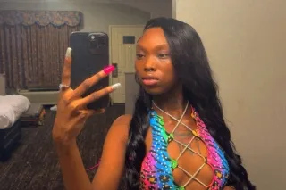 HEY GUYS IM BACK 🍫 come have some fun wit a slim baddie🍫 INCALLS ♀💦 - Image 2