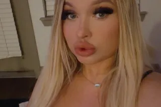 NEW IN TOWN DONT MISS OUT AVAILABLE - Image 2