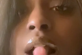 WET AND JUICY INCALLS - Image 2