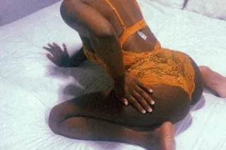 Hey im Foxxy New in town come see me incalls an outcalls - Image 2